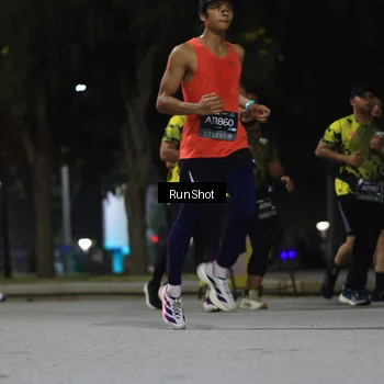 Runner Photo 6958208