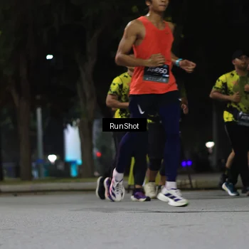 Runner Photo 6958211