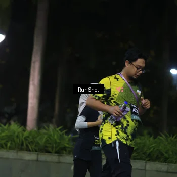 Runner Photo 6958248