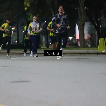 Runner Photo 6958300