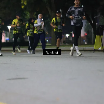 Runner Photo 6958309