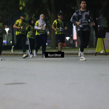Runner Photo 6958311