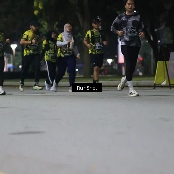 Runner Photo 6958313
