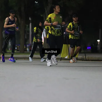Runner Photo 6958330