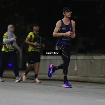Runner Photo 6958363