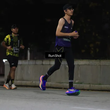 Runner Photo 6958368