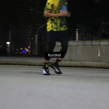 Runner Photo 6958396