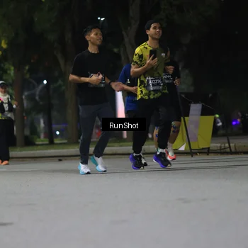 Runner Photo 6958400