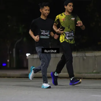 Runner Photo 6958427