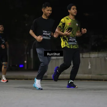 Runner Photo 6958433