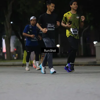 Runner Photo 6958436