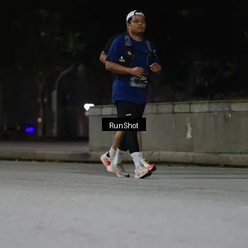 Runner Photo 6958451