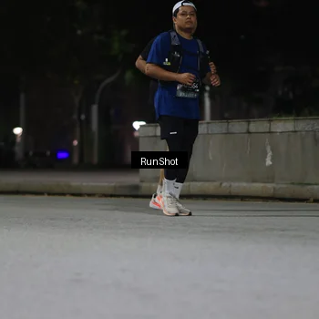 Runner Photo 6958456