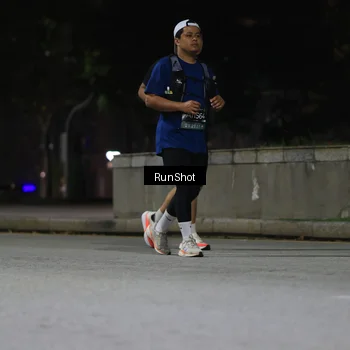 Runner Photo 6958457