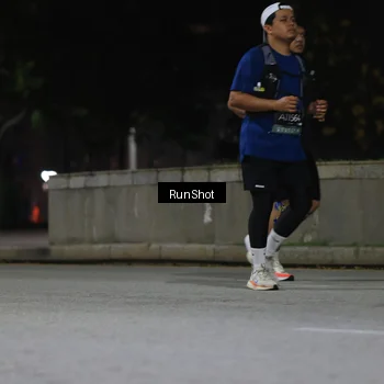 Runner Photo 6958467