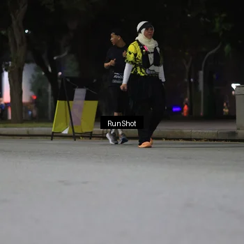 Runner Photo 6958473