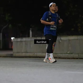 Runner Photo 6958496