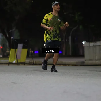 Runner Photo 6958502