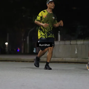 Runner Photo 6958529