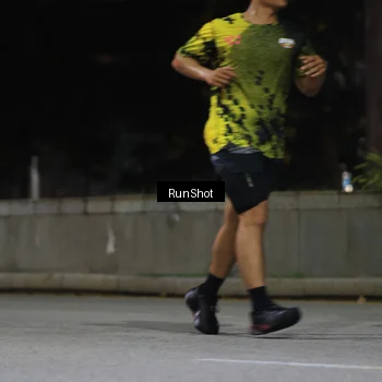 Runner Photo 6958542