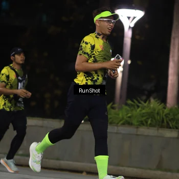 Runner Photo 6958572