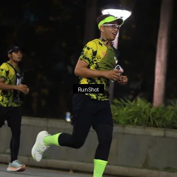 Runner Photo 6958573