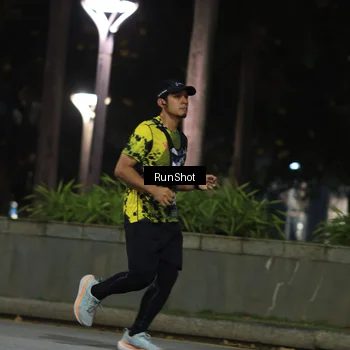 Runner Photo 6958606