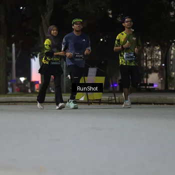 Runner Photo 6958627