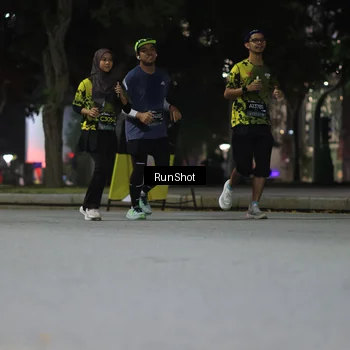 Runner Photo 6958637
