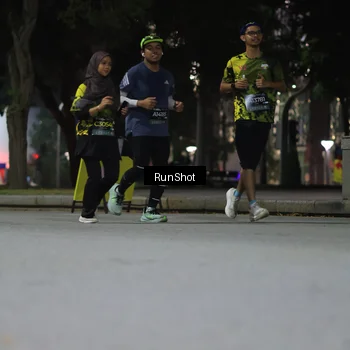 Runner Photo 6958641