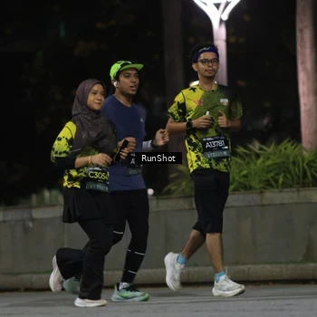 Runner Photo 6958644