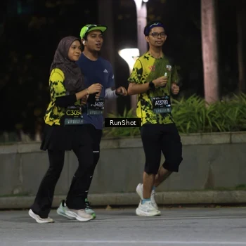 Runner Photo 6958647