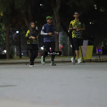 Runner Photo 6958649