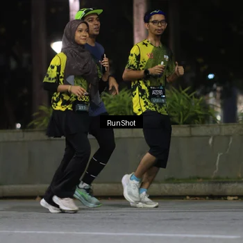Runner Photo 6958655