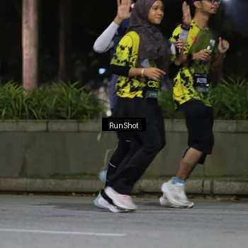 Runner Photo 6958664