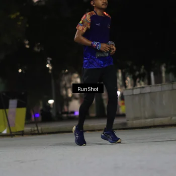 Runner Photo 6958692