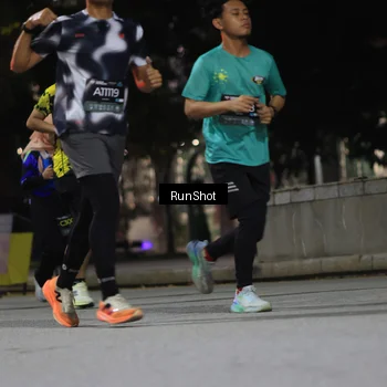 Runner Photo 6958693