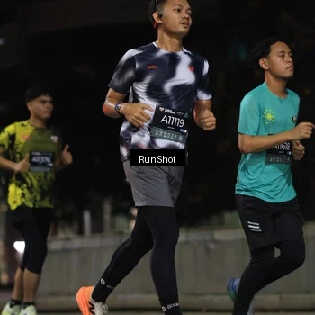 Runner Photo 6958696