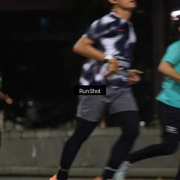 Runner Photo 6958701