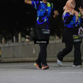Runner Photo 6958710