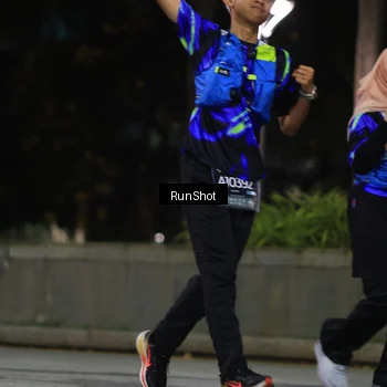 Runner Photo 6958729