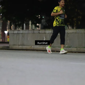 Runner Photo 6958767