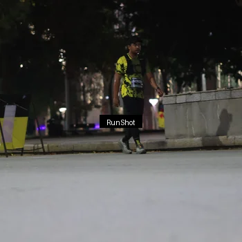 Runner Photo 6958772