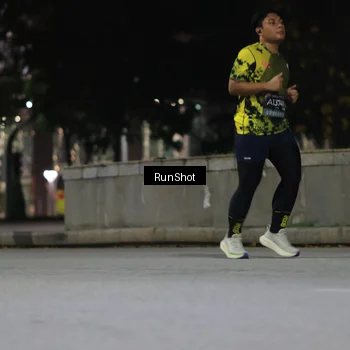 Runner Photo 6958783