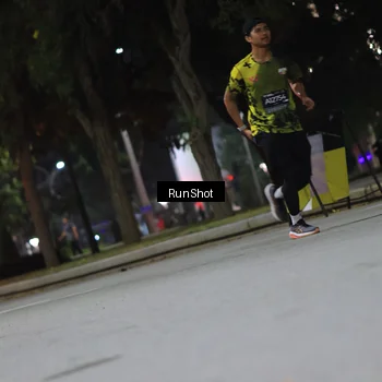 Runner Photo 6958824