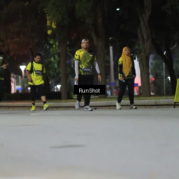 Runner Photo 6958854