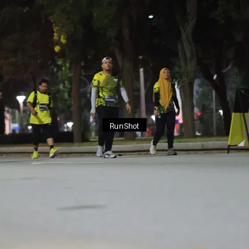 Runner Photo 6958862