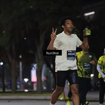 Runner Photo 6958908
