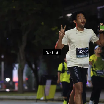 Runner Photo 6958915
