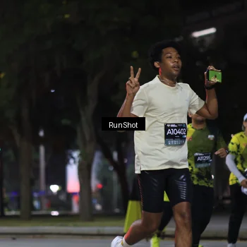 Runner Photo 6958916